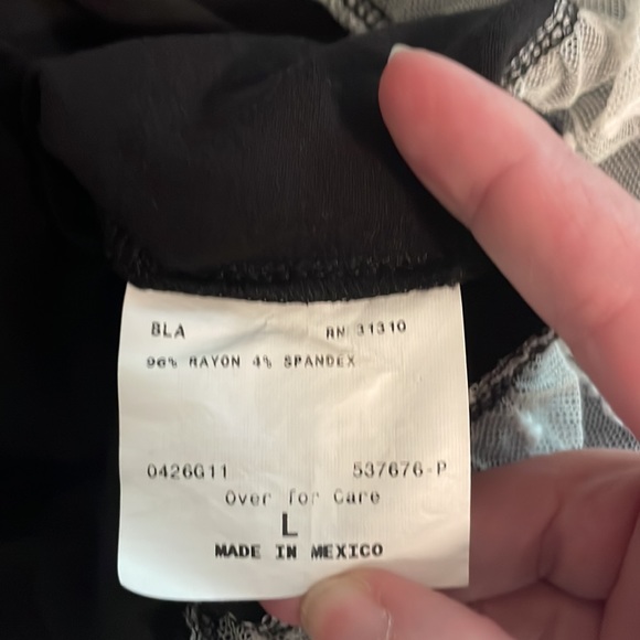 AB Studio Dressy Shirt. Black with White lace trim on bottom. Large - Picture 5 of 6